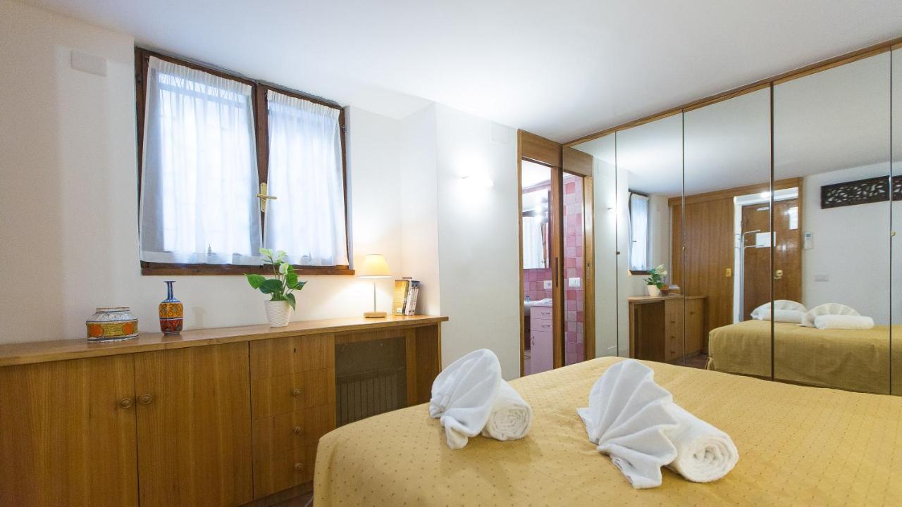 Bovari Apartment Rom Eksteriør billede