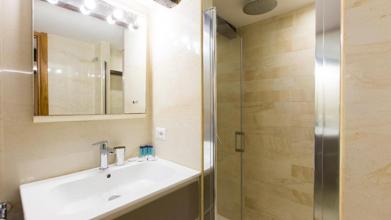 Bovari Apartment Rom Eksteriør billede